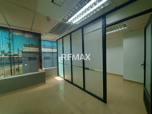 Local Comercial de 170 m² en alquiler en Santa Fe., Punto Fijo, local 3 · $2.000 - Foto 10