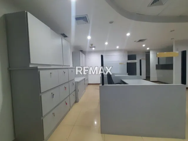 Local Comercial de 68 m² en alquiler en Caja de Agua, Punto Fijo · $1.100 - Foto 4