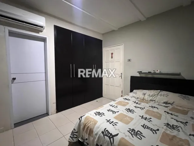 Casa en venta más locales comerciales. Punto fijo - Foto 2