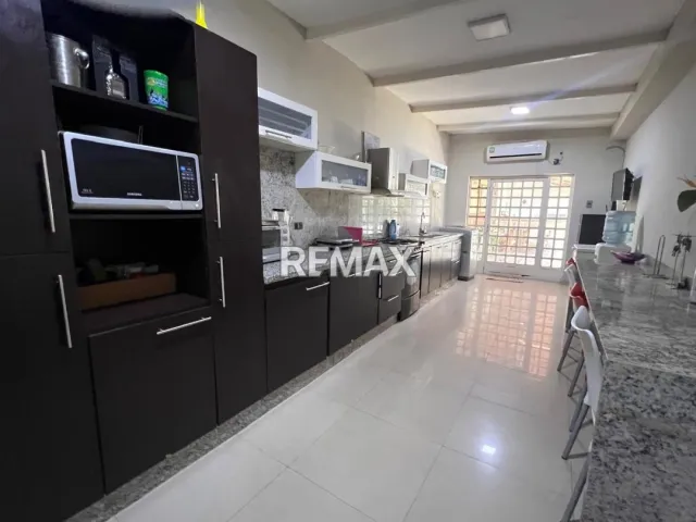 Casa en venta más locales comerciales. Punto fijo - Foto 4