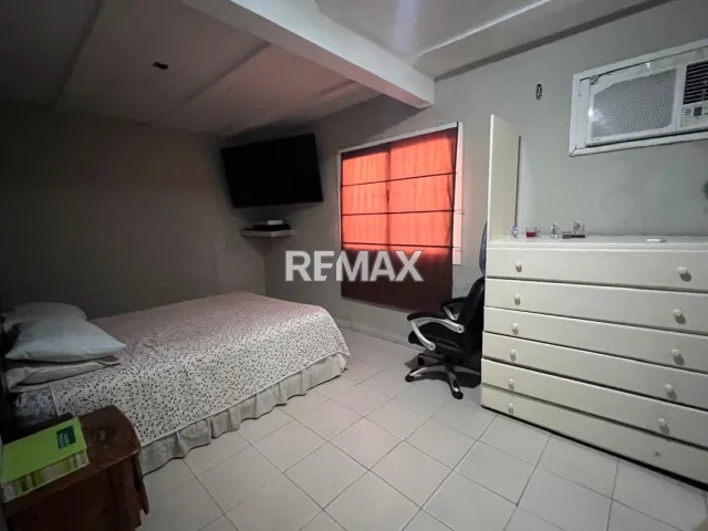 Casa en venta más locales comerciales. Punto fijo - Foto 6