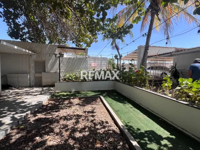 Casa en venta más locales comerciales. Punto fijo - Foto 8
