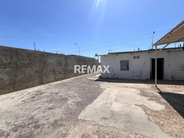 Casa en venta más locales comerciales. Punto fijo - Foto 9