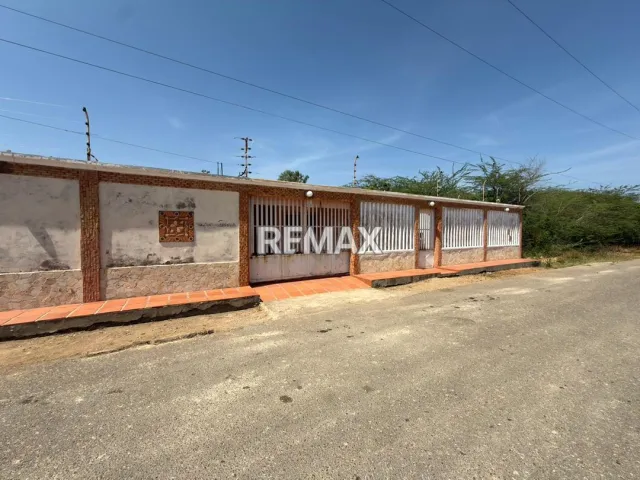 Casa de 3 hab. y 232 m² en venta en Guanadito · $50.000 - Foto 1