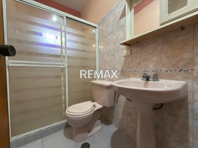 Casa de 3 hab. y 232 m² en venta en Guanadito · $50.000 - Foto 8