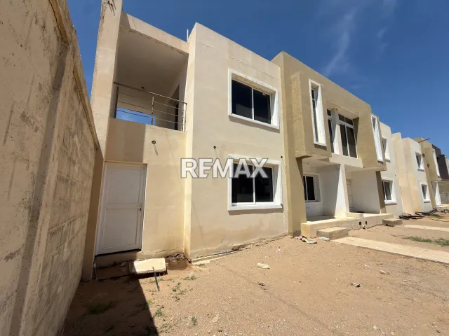 Casa de 3 hab. y 172 m² en venta en Puerta Maraven · $85.000 - Foto 1