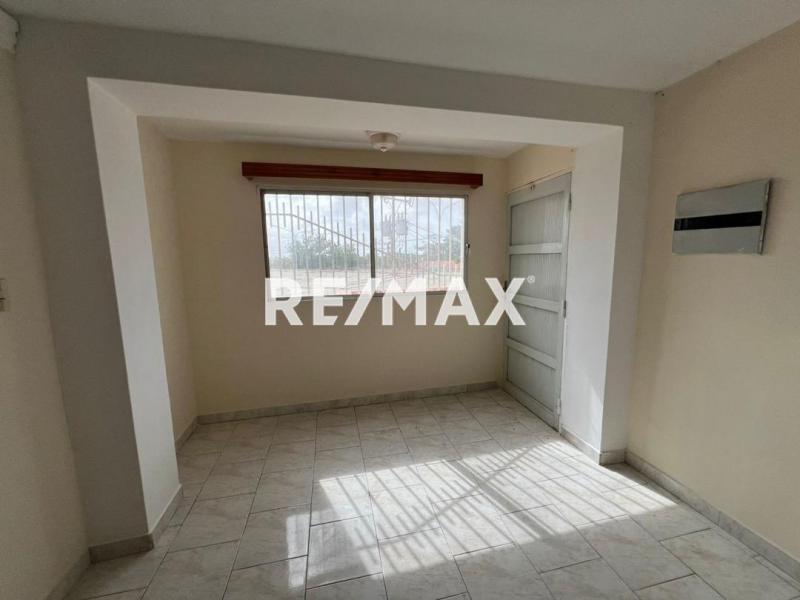 Apartamento en Venta,  Urbanización Santa Fe.