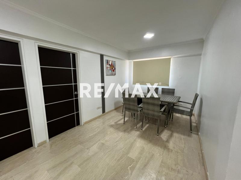 Apartamento en Alquiler Parque Residencial San Roman.