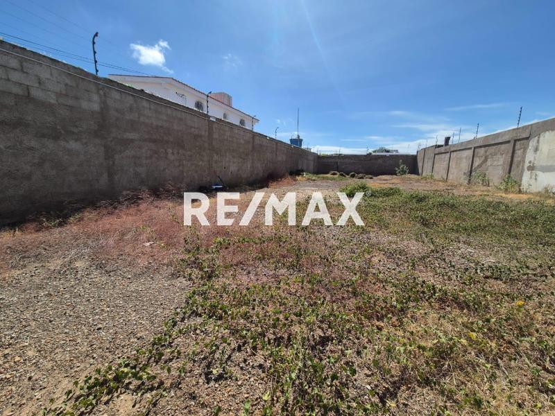 En Venta Terreno en la Urb. Casacoima