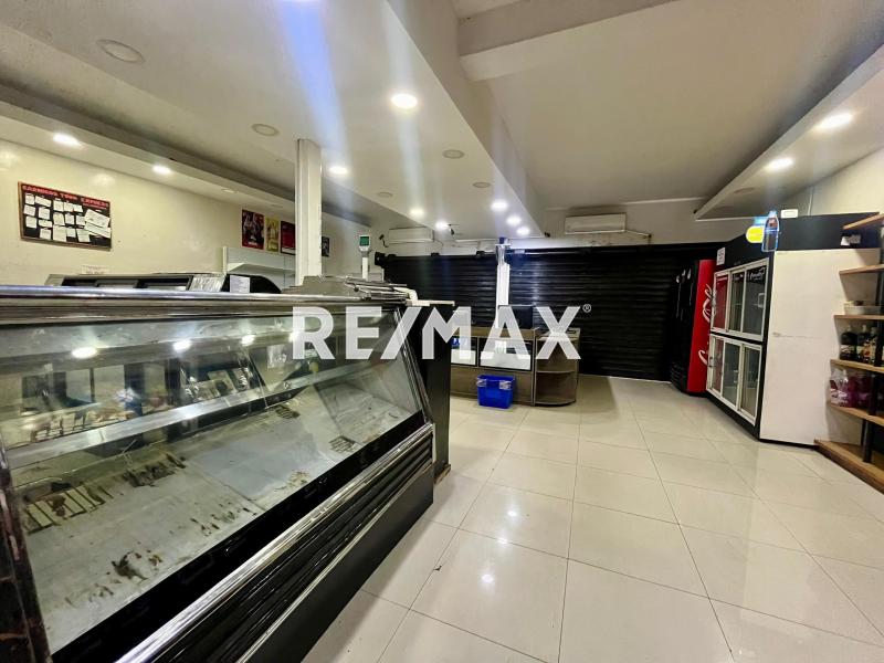 Local Comercial en Alquiler, Centro Comercial Tempus.